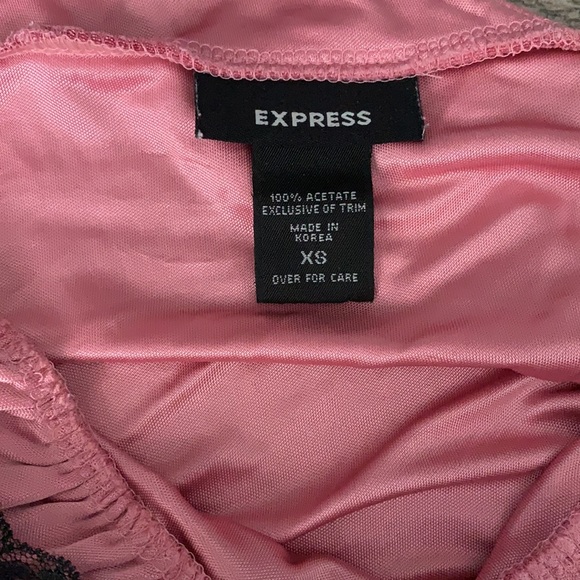 Express tank top - Picture 3 of 3